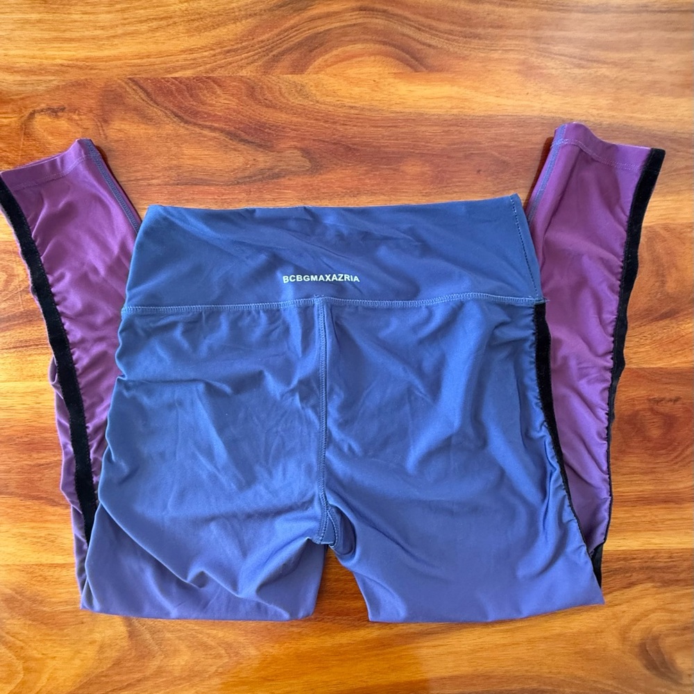 BCBGMaxAzria Ombre Blue and Purple Leggings With Black Velvet Trim Size Large
